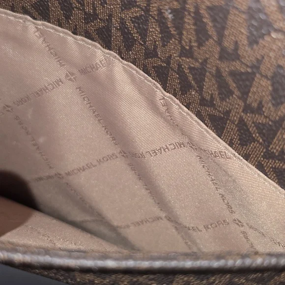 Michael Kors OutletJet Set Travel Large Logo Messenger Bag NWOT - Picture 11 of 16